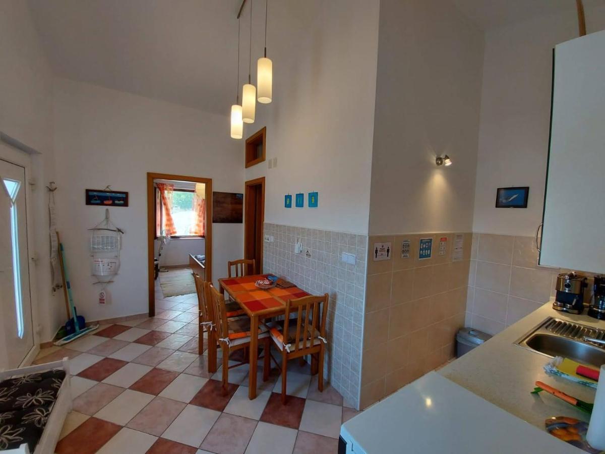 Apartment Pepo Pag Паг Екстериор снимка